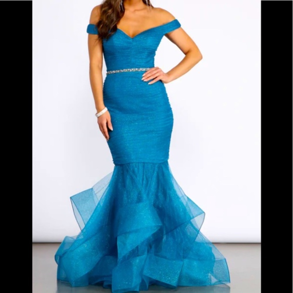 Women’s Formal Dress Sz 8 Glamour Blue Glitter Pleated Mermaid Off Shoulder Gown